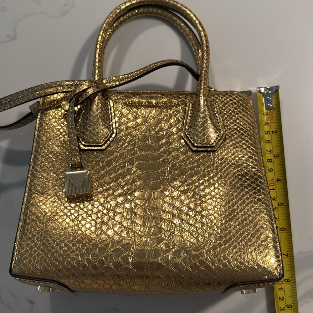 Michael Kors Gold Textured Handbag - Picture 5 of 8
